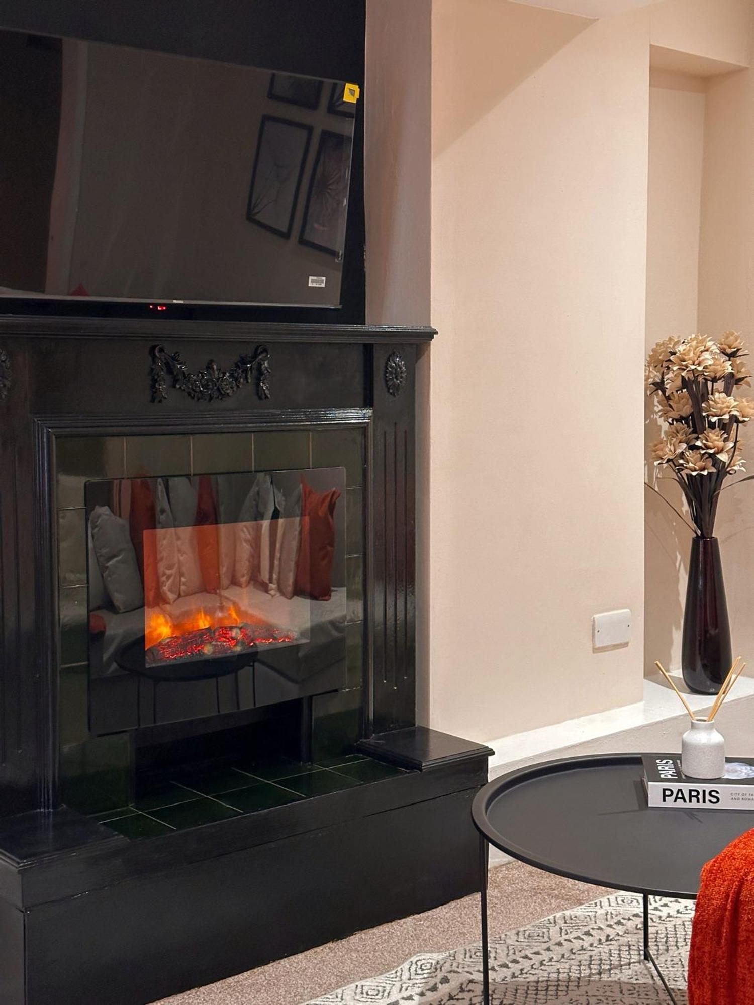 Boho Vibe Centrally Located In City Séjour chez l'habitant *